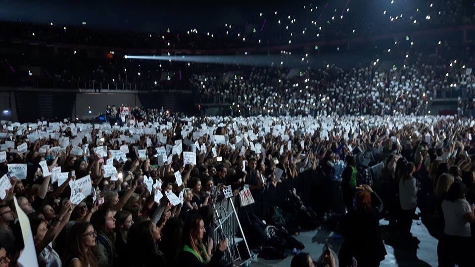 JBwakeup's tweet photo. Zrobilismy to. Sprawilismy ze Justin szczerze sie usmiechal. Okazalismy szacunek i swietnie sie bawilismy. Ten koncert byl wyjatkowy i tak cholernie prawdziwy..
#1YearOfPurposeTourKrakow https://t.co/J67Ny8UCb3