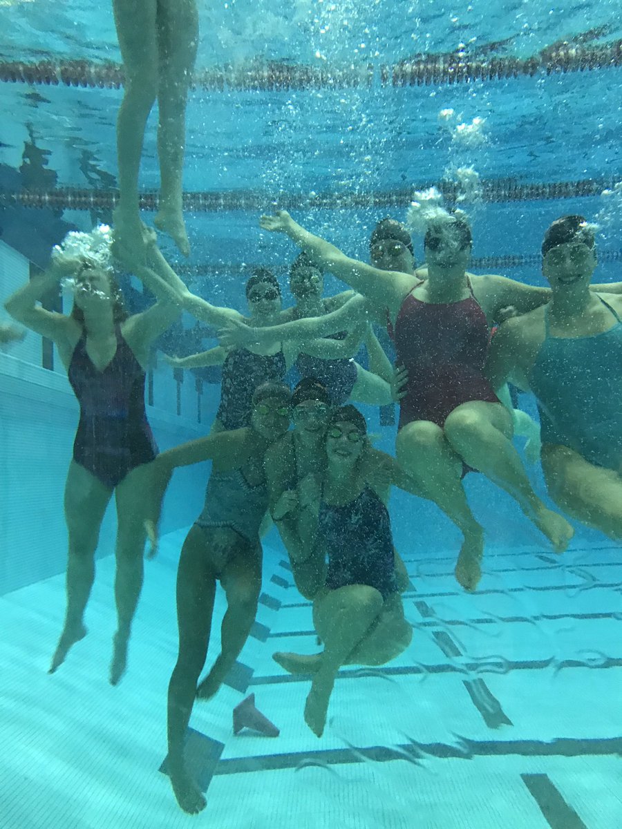 WHEATONCOOPGIRL's tweet photo. your gals are sectional ready! happy sectional eve:) https://t.co/UggNE4w5kc