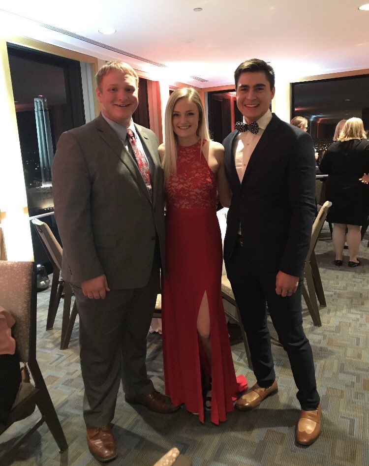CorrynLaRueAg's tweet photo. All jokes aside, this week was so rewarding with my crew. #NAFB17 #MissingHannah https://t.co/jxELWhrTVH