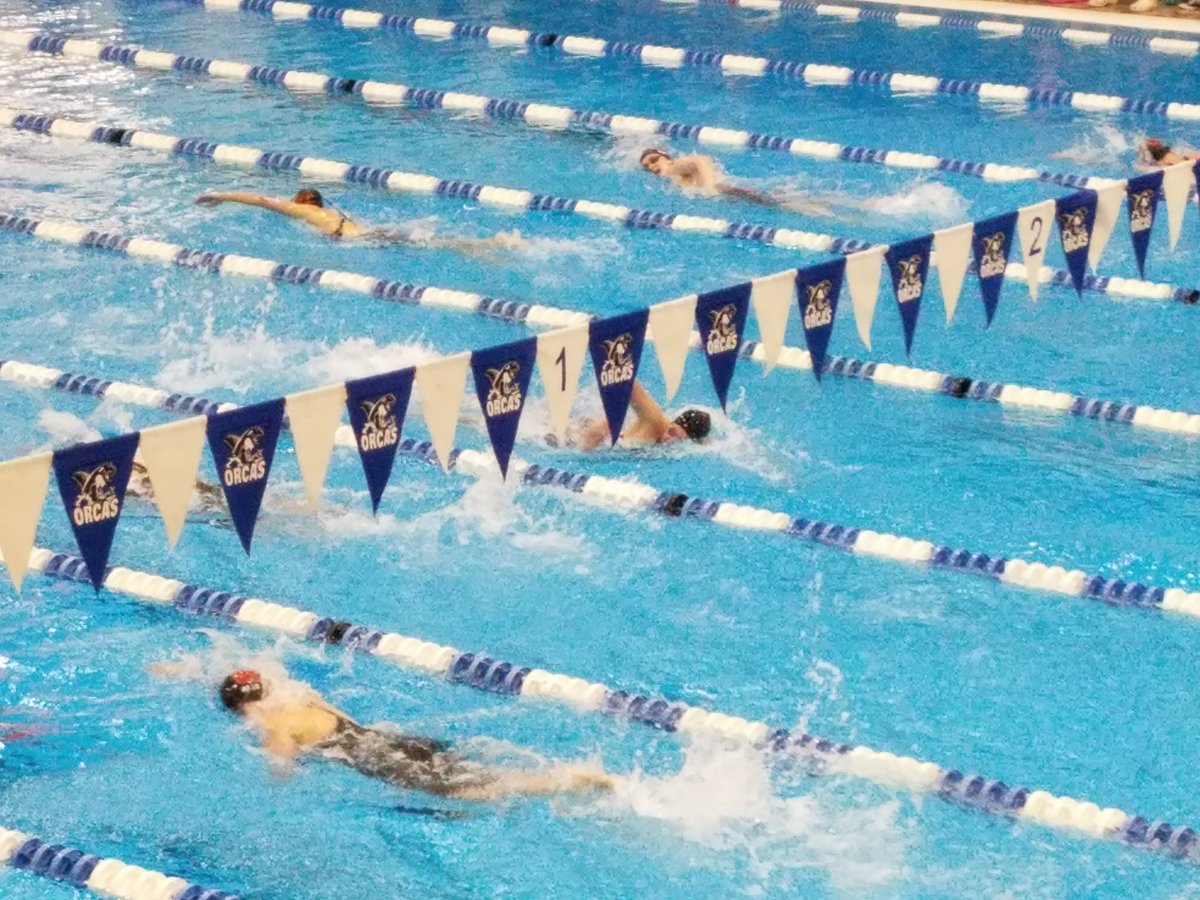 That feeling when you have such a large lead your competitors are swimming in the other direction. Abby Larson going to win the 500 freestyle no problem