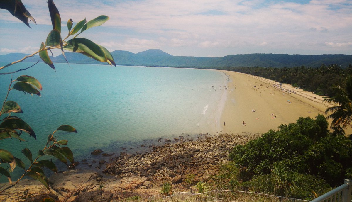 flossy_kaz's tweet photo. Love these views from the #fourmilebeach #lookout #portdouglas #northqueensland such a pretty place #Australia https://t.co/EylENH9FhF