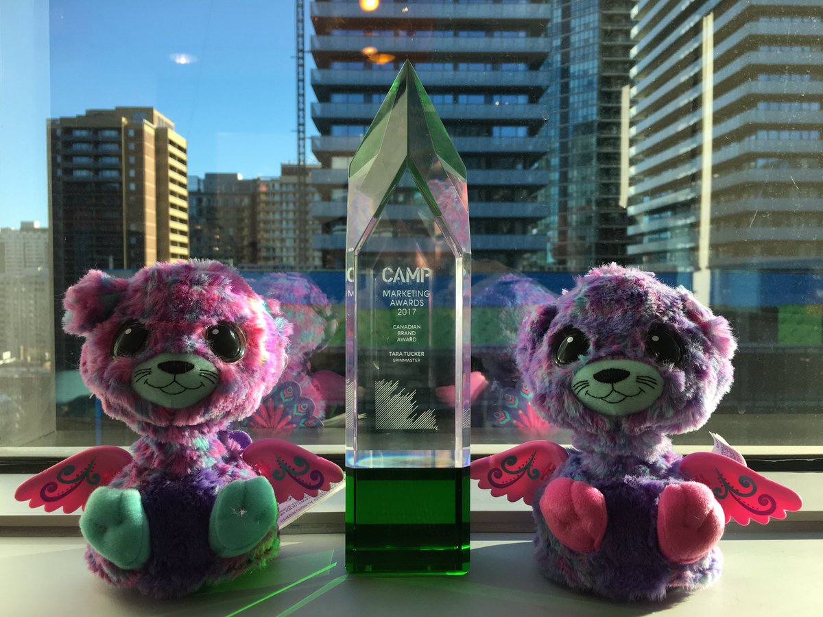 SpinMaster's tweet photo. The Peacats love our new award! #CAMPawards2017 #LifeAtSpin https://t.co/QklpvlZusY