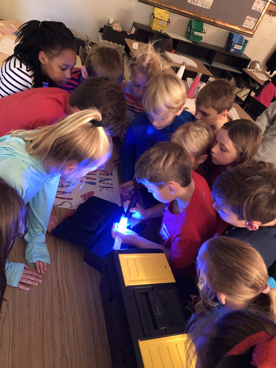 Breakout day is pushing my mathematicians to the limit 😎 will they all escape?! <a href="/gmsdk12/">Germantown MSD</a> <a href="/DogwoodES/">Dogwood Elementary</a> #dolphinlife #teachgmsd