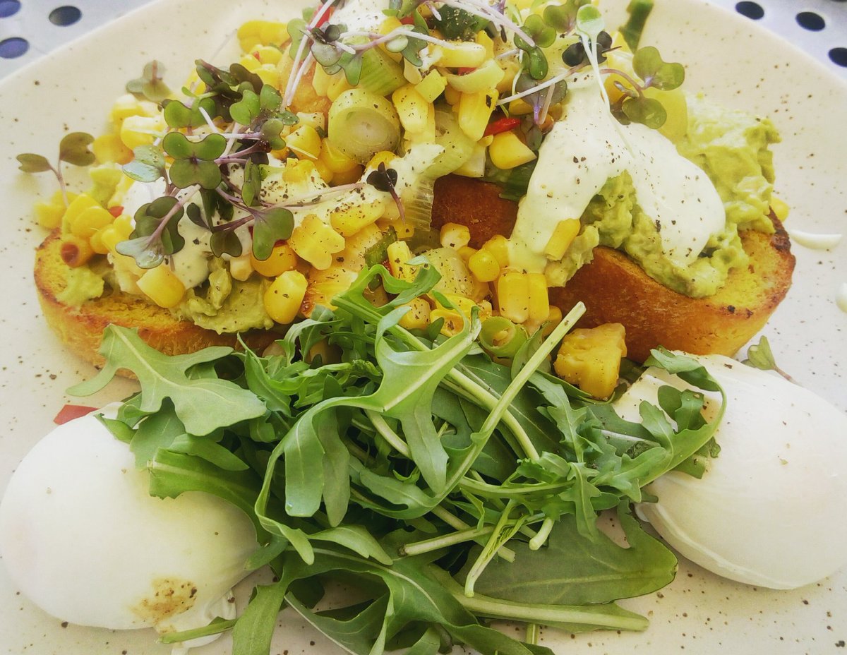 flossy_kaz's tweet photo. Some delicious #food pics from my #Queensland #travels #barramundispringrolls #eggsbreakfast #seafoodplatter #bigbreakfast so good! https://t.co/S2hQZXMgyp