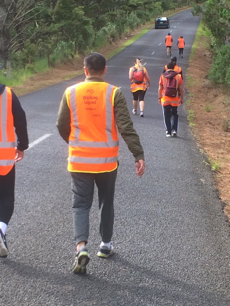 RichKWright's tweet photo. #H2HWalk - white Car Cricket update. AUT Sport & Rec out for 21, road kill! Fear of walking dead 0, road kill. Team energi now in, 2 without loss! https://t.co/v1wkUFqLpj