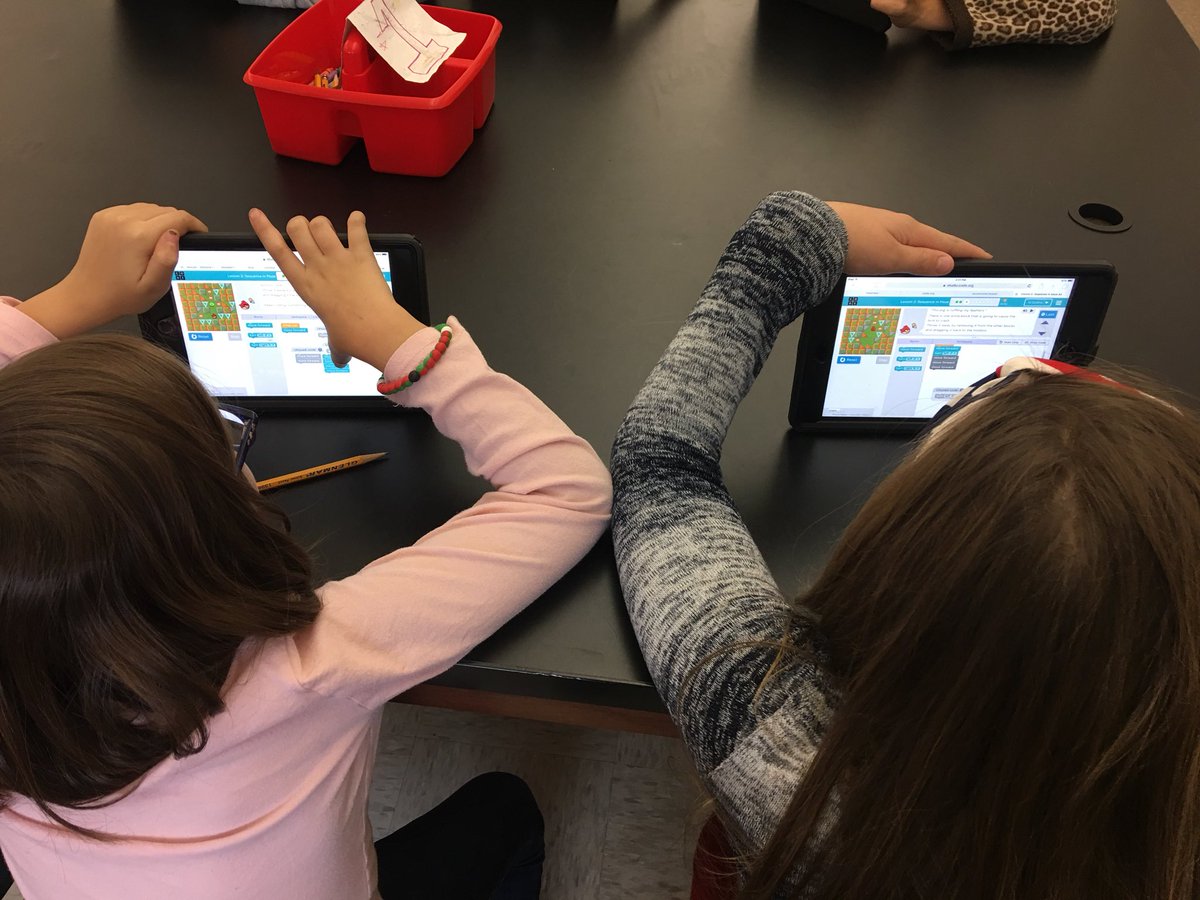 mrs_coss's tweet photo. It’s the most wonderful time of the year...time to #code! These 4th grade Ss couldn’t wait to get started! Can’t wait to #explore #courseE with them! #plumlearns #stem #pbsd #maker #computerscience @codeorg @JKPlum1 https://t.co/1nziDa7ifs