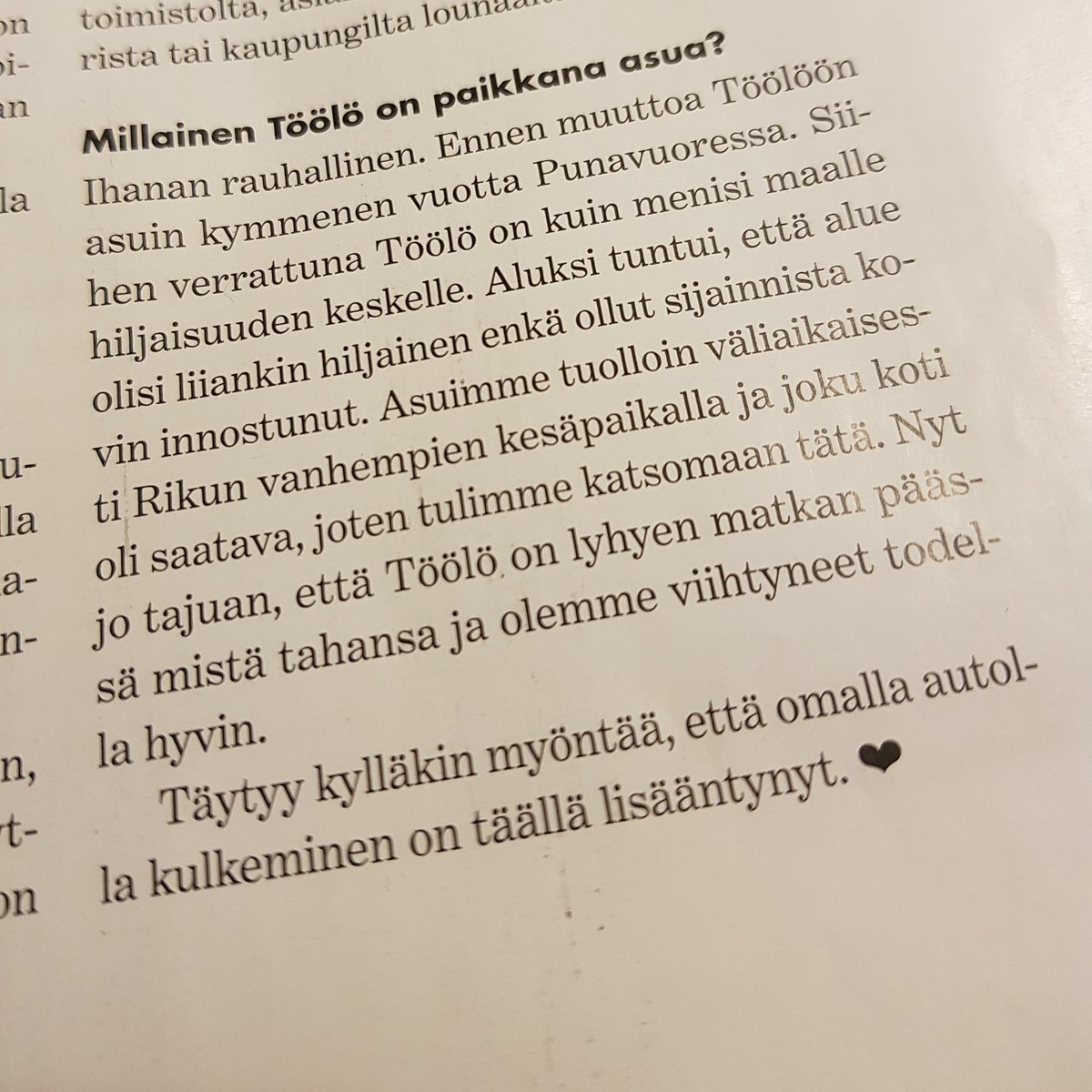 hsalmiki's tweet image. Uusimmassa Dekossa on elämänmakuinen selviytymistarina. Sisustussuunnittelija muuttaa pois kaupungin vilinästä töölöläiseen ullakkoasuntoon.