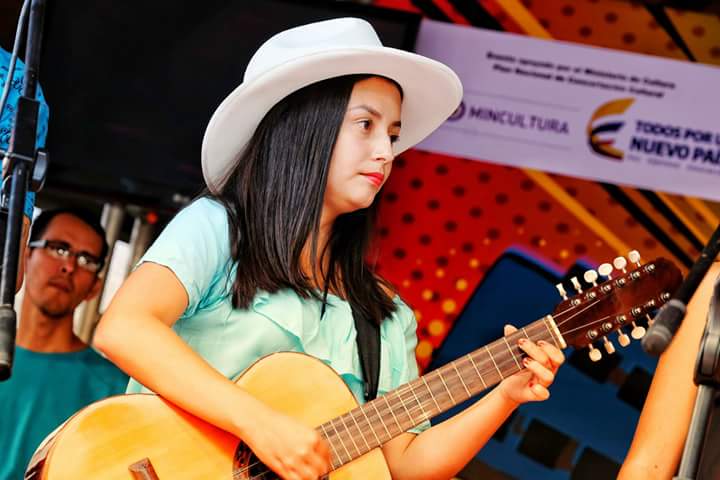 En #Pamplonita #MúsicasCampesinas en #Festival #RodrigoMantilla2017 gracias a <a href="/Alc_pamplonita/">Alcaldía Pamplonita</a>  <a href="/mincultura/">MinCultura Colombia</a> <a href="/festibla/">@festibla</a>