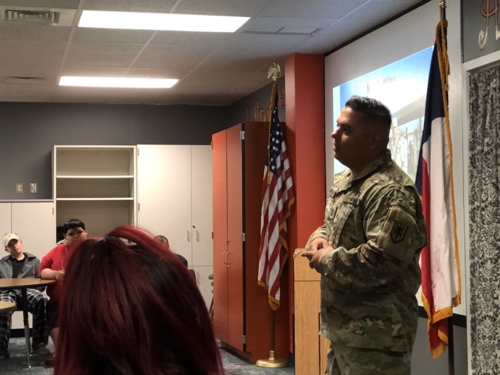 DyerrRob's tweet photo. Richarte High School Veterans Day Prog.  Proud to Honor all who serve.  Thank you to our guest speaker Master Sergeant Andana and family. https://t.co/XV73fC9dcn