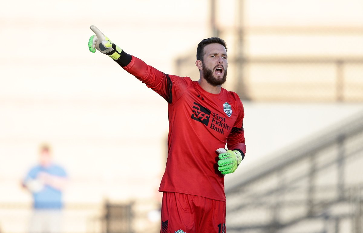 ElEnergyFC's tweet photo. CJ Cochran
⚽️ 10 partidos jugados
4️⃣ vallas invictas
👐🏼 75.9% de efectividad atajando
⛔️ clave sobre el final de la temporada https://t.co/DZ3YREEF82