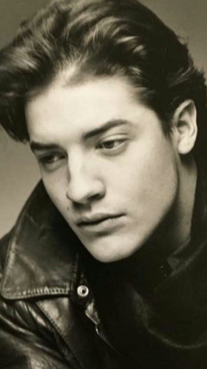 Pascalle Lepas Wild To Watch Steve From Stranger Things Turn Into Young Brendan Fraser