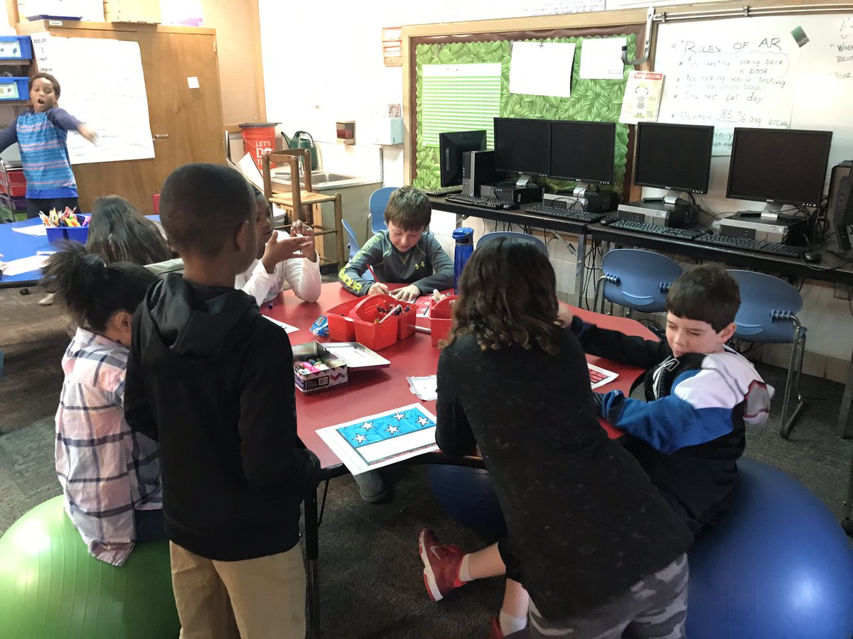 dzstra's tweet photo. Veterans Day #rberoadrunner #Center58 #collaboration https://t.co/FUYMIwR3CD