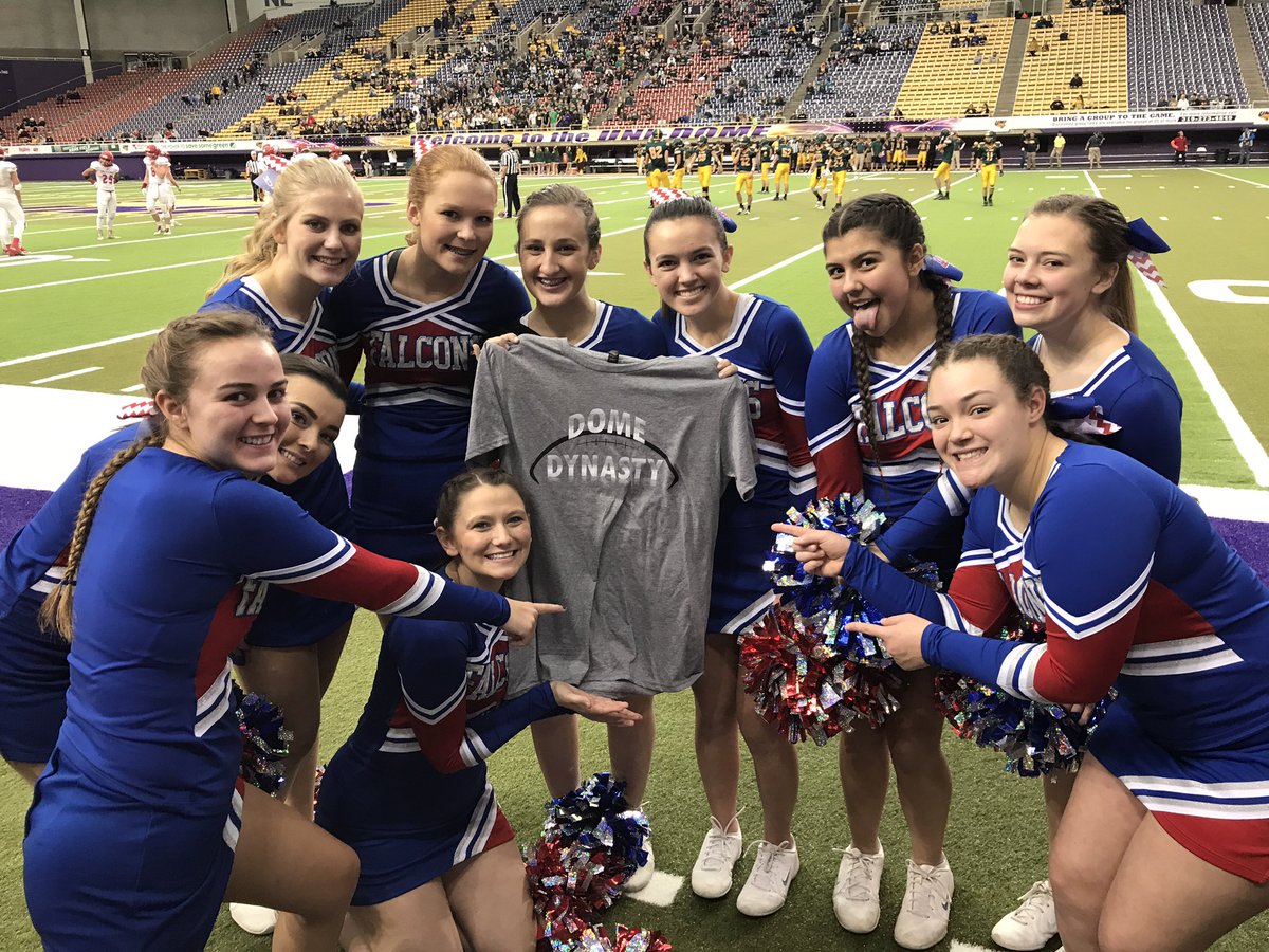 DomeDynasty's tweet photo. @WestSiouxCSD @WestSiouxFB   cheerleaders win the DDT from @Weestees https://t.co/5CpWMIHyYy