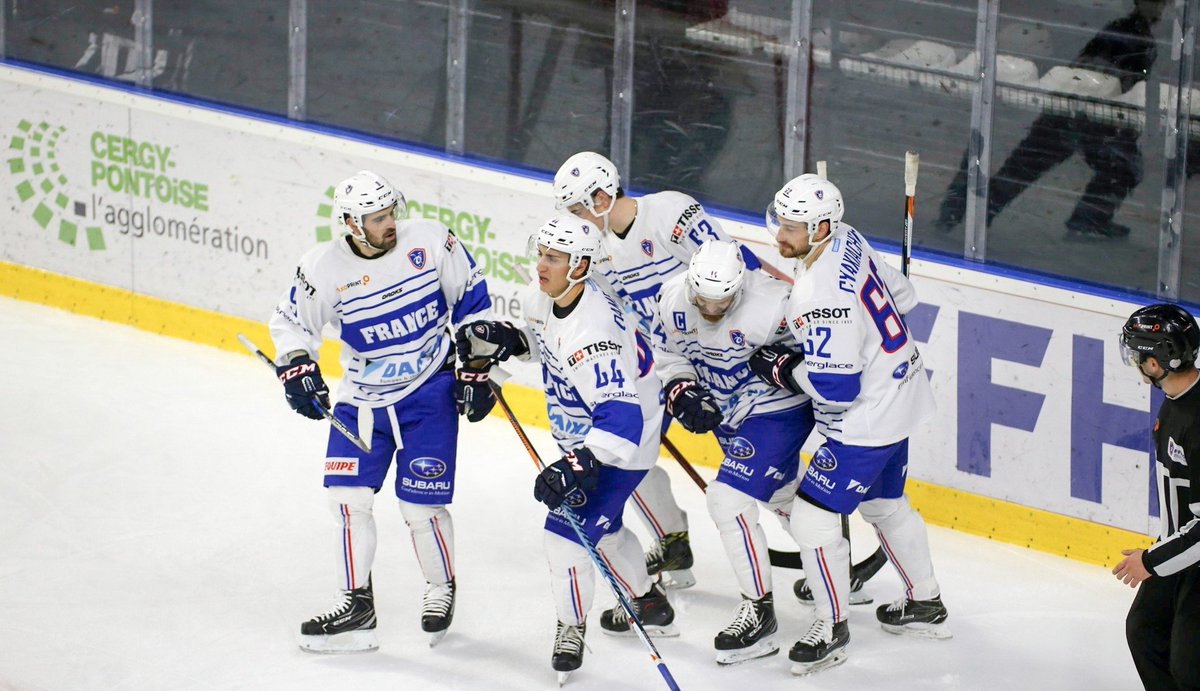 Hockey_FRA's tweet photo. Fin du match #BLRFRA
🇧🇾 3-2 prl 🇫🇷 
Buteurs => S.Da Costa et Olivier Dame Malka #EIHCCergy https://t.co/lVZvhWngi5