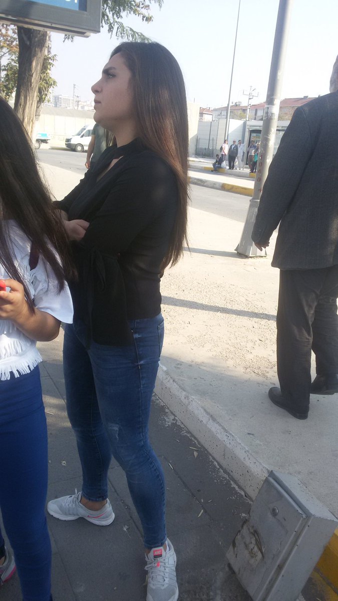 htc3131's tweet photo. Kız Arkadaşım sikiyorum arada kocası yokken Ohh amcığı doymuyor yaraga orospum benim https://t.co/Hv9zy9Kne2