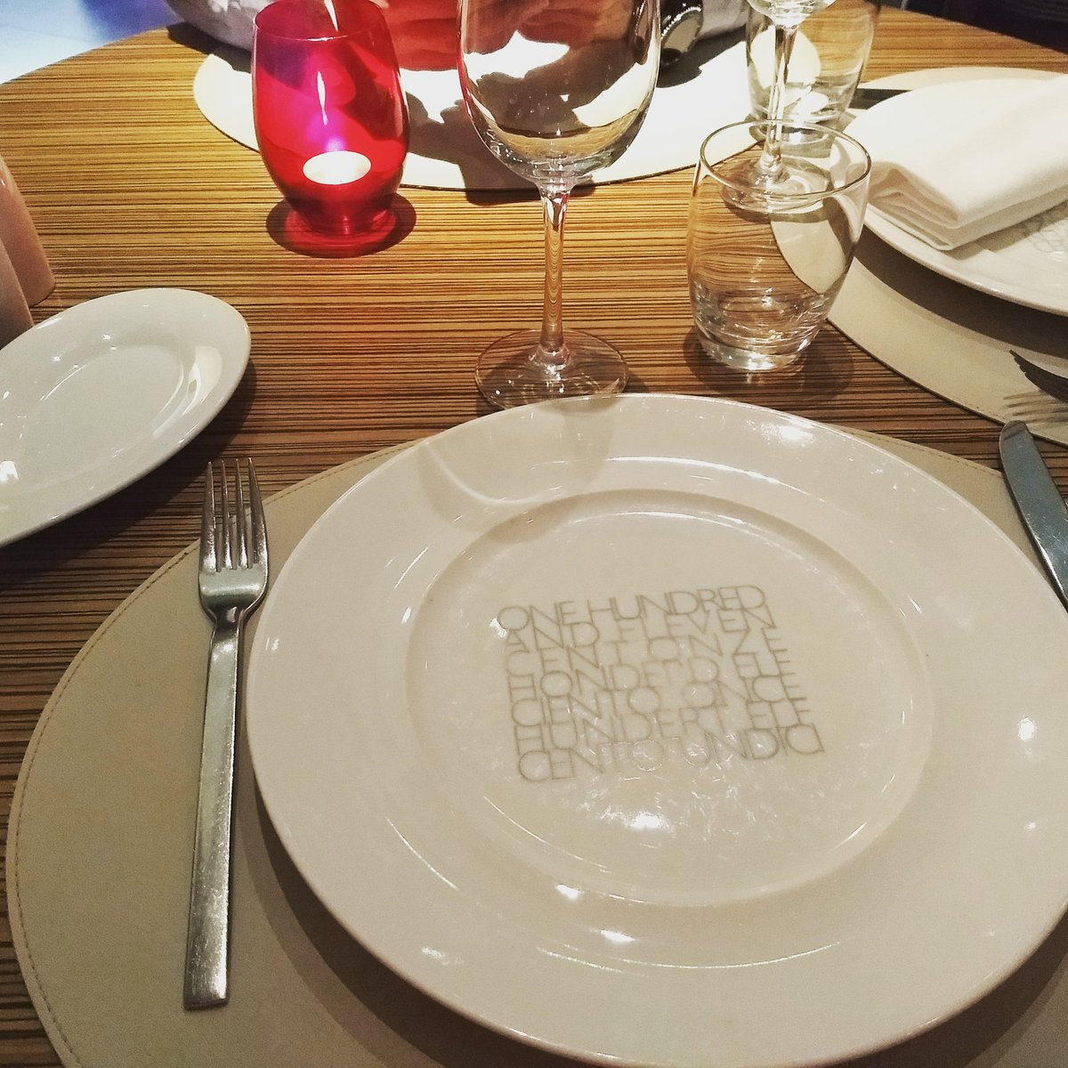 keep_going_hard's tweet photo. Estupenda la #RestaurantWeek en #RestaurantWeek #restaurantweek17 @LeMeridienBCN @LeMeridien @eltenedor @ayudaenaccion #food #foodporn #yum #instafood #yummy #amazing #instagood #photooftheday #sweet #dinner #lunch #breakfast #fresh #tasty #food #delish https://t.co/6RUwtpUZev