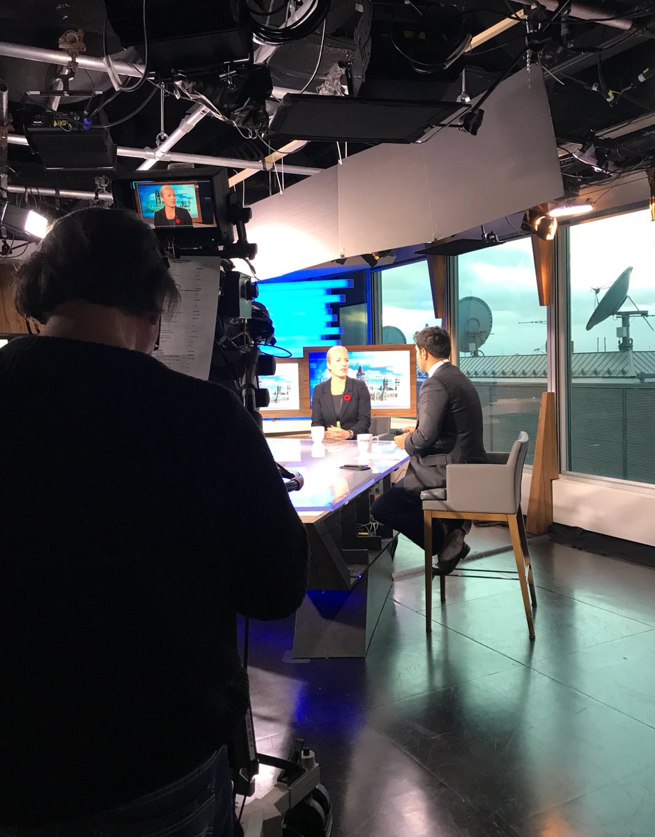 mariepdr's tweet photo. Catch Minister @cathmckenna on @CTV_PowerPlay tonight talking about #COP23 before heading to Bonn tomorrow to lead the Canadian delegation 🇨🇦🌎 #viewsfromcomms https://t.co/rPcLYmsGO5