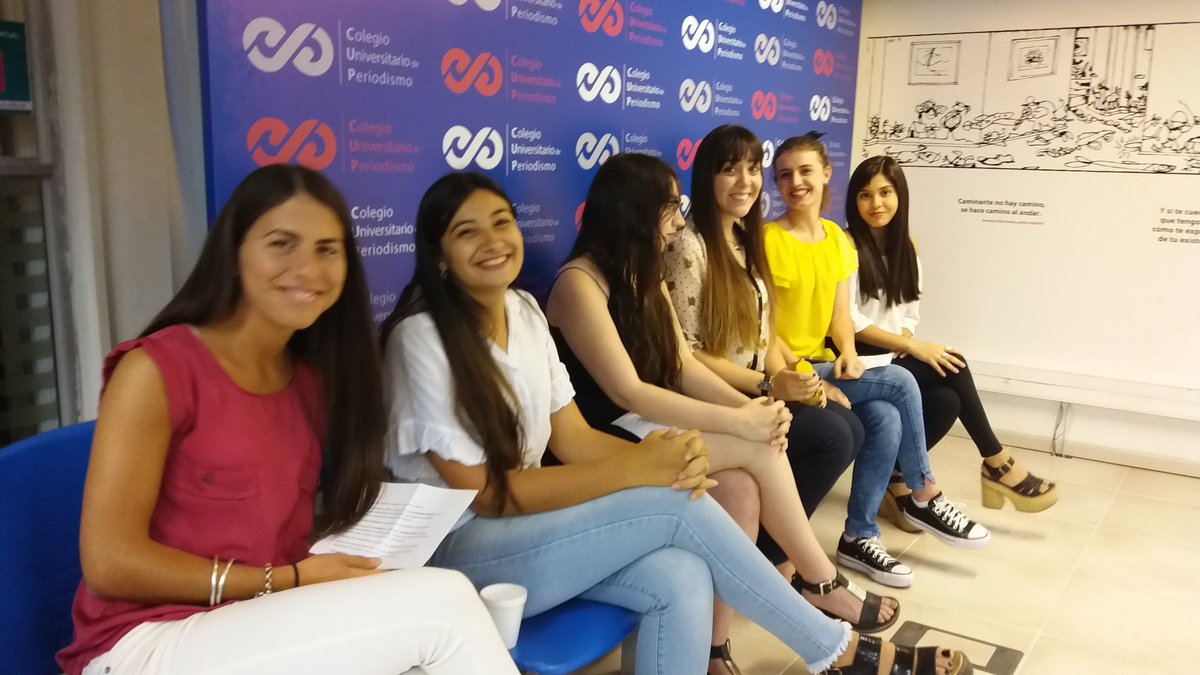maijuju's tweet photo. #HACKATONCUP Pitcheadoras listas! Jurado de lujo! https://t.co/3Yky9fjxSS