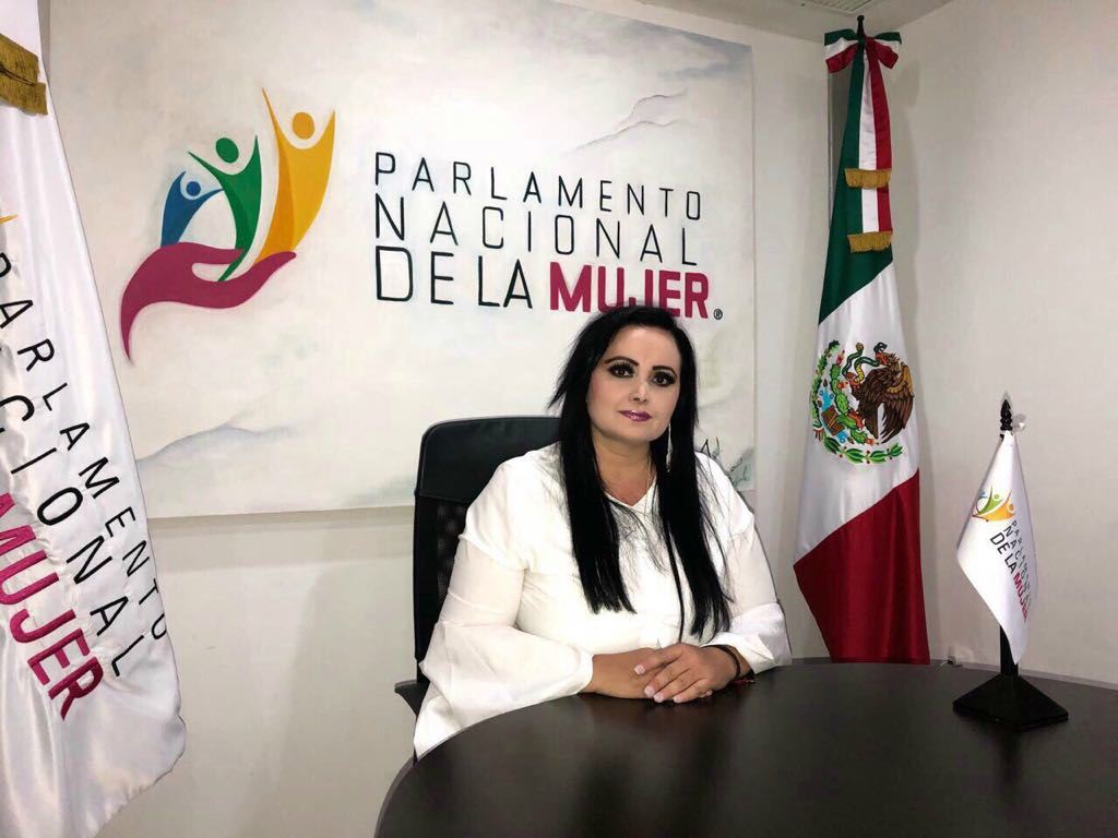 Efecto_Ezpiral's tweet photo. Cinco años de lucha, sacrificios, muchas satisfacciones y sonrisas https://t.co/IEAX5WFIkp https://t.co/HrxYVTJCNv