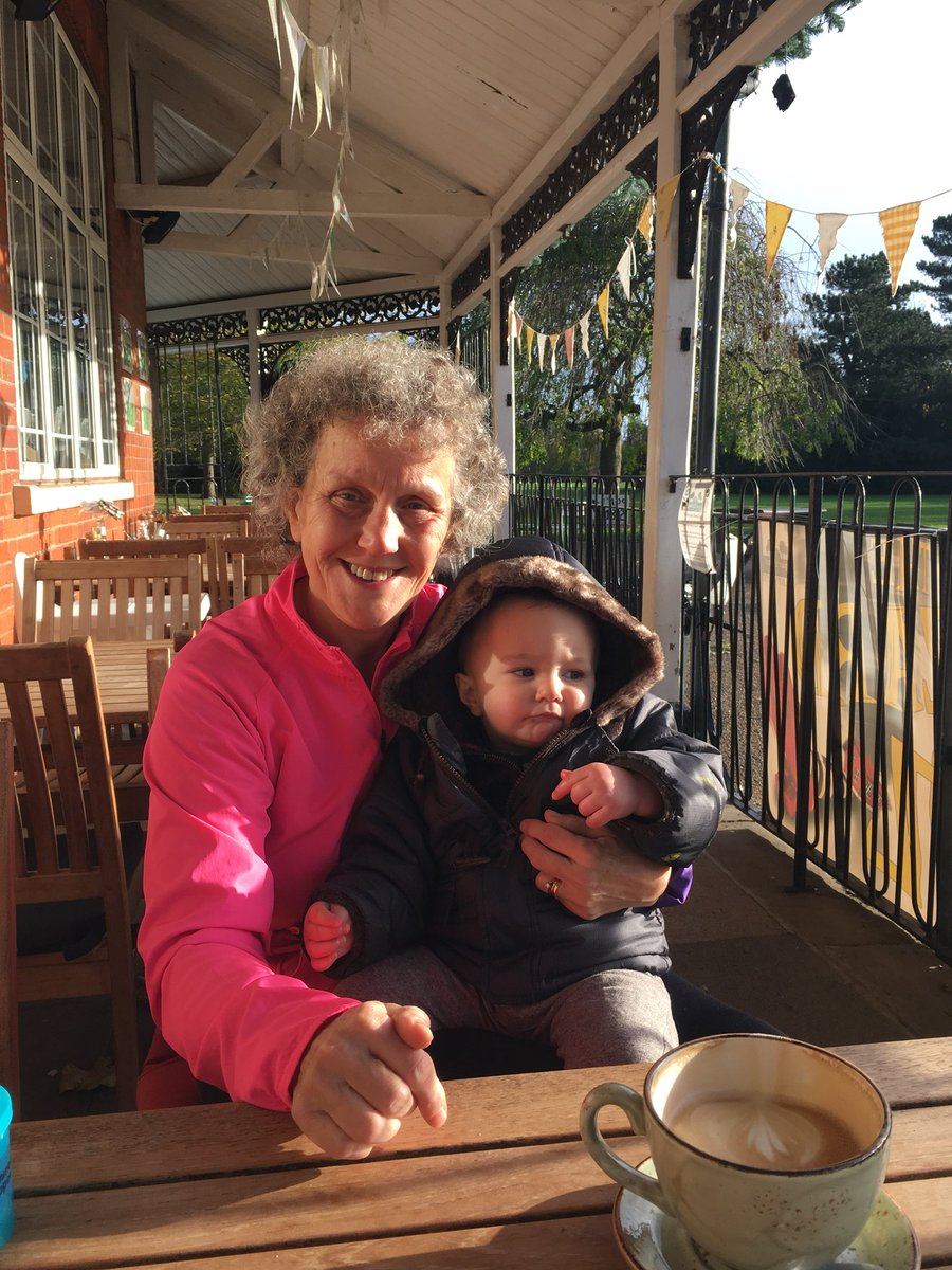 CarrieSpasic's tweet photo. #coffee and #maltesarsquare #perfectstarttotheday @BedfordPavilion #yummy #runfriday #familyrun https://t.co/qpYjaGxIKp