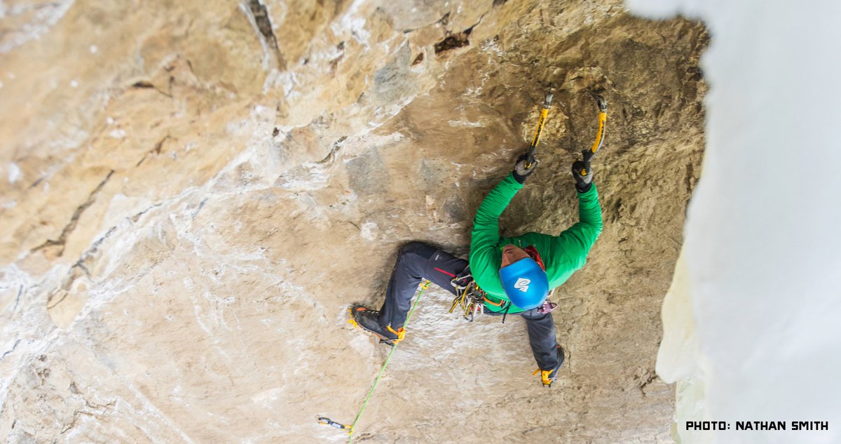 Have you ever wondered what it is like to climb ice? #grivel athlete Aaron Mulkey shares his story #pdxalpinefest  ow.ly/Natl30grJGp