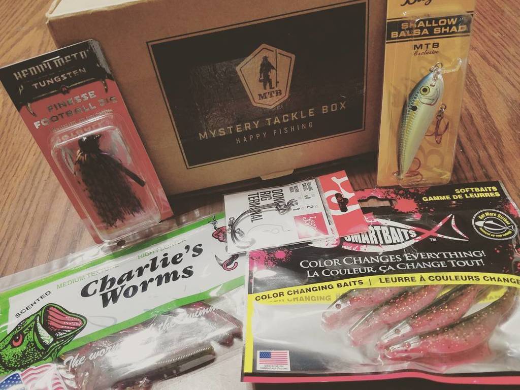 1weekendangler's tweet photo. November #Bass box. #MysteryTackleBox #LoveMyMTB #mtb #Fishing #BassFishing #Largemouth #smartbaits #Bagley #Weekeโฆ https://t.co/LdxWNGGMG6 https://t.co/VHDch1qGpQ