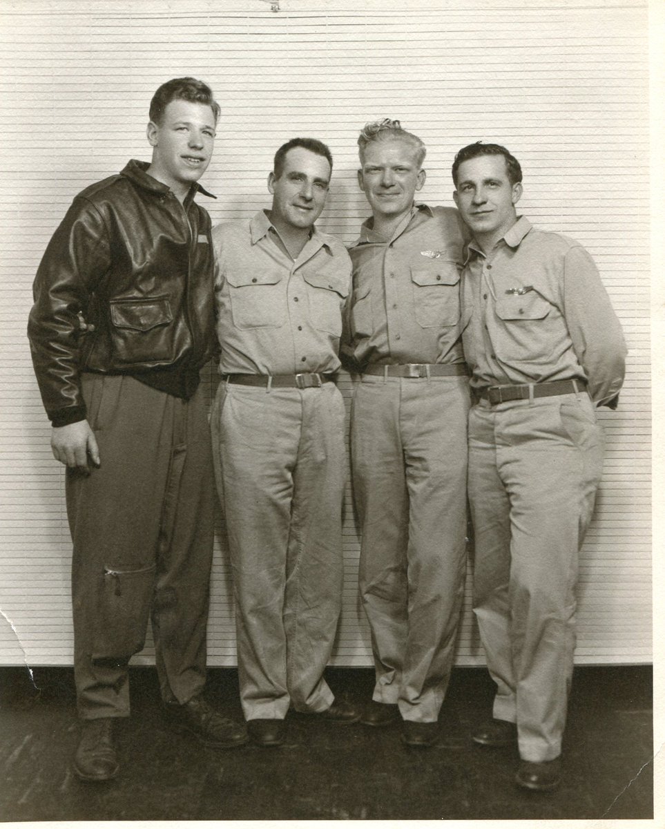 MilfordJRClass's tweet image. Saluting these WWII veterans. Thank you all!