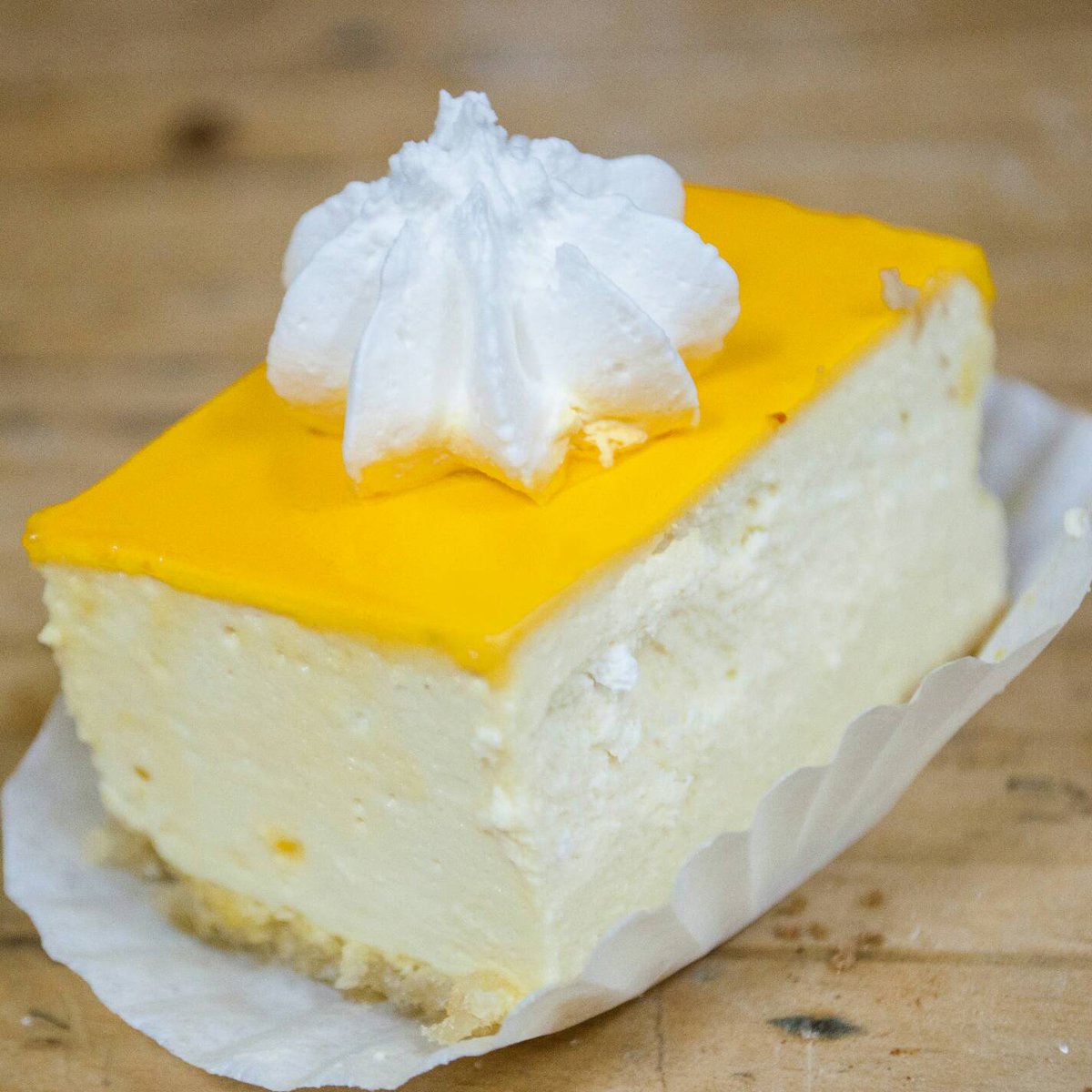 Postres que no necesitan presentación, sólo antojitos con muy buen gusto!👌 Calidad y dulce tradición 🍰

Te esperamos en la Av Miranda Este.🚩