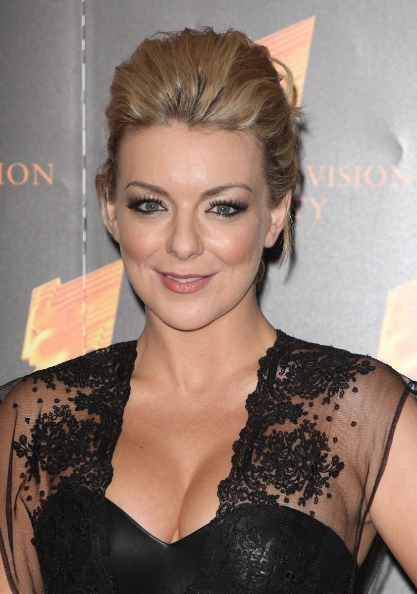 B_O_Callaghan's tweet image. Just found out, girl I fancied from  #2Pints @Sheridansmith1 is now a bit of a big deal. And still gorgeous! Jaysis!