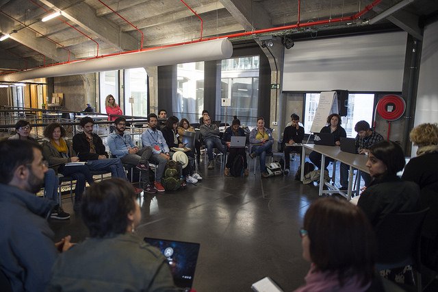 narinotic's tweet photo. La @gobnarino presente en #ICDemocracia17 trabajando #SocialMaps plataforma digital de desarrollo urbano https://t.co/urz0xTYJ0W