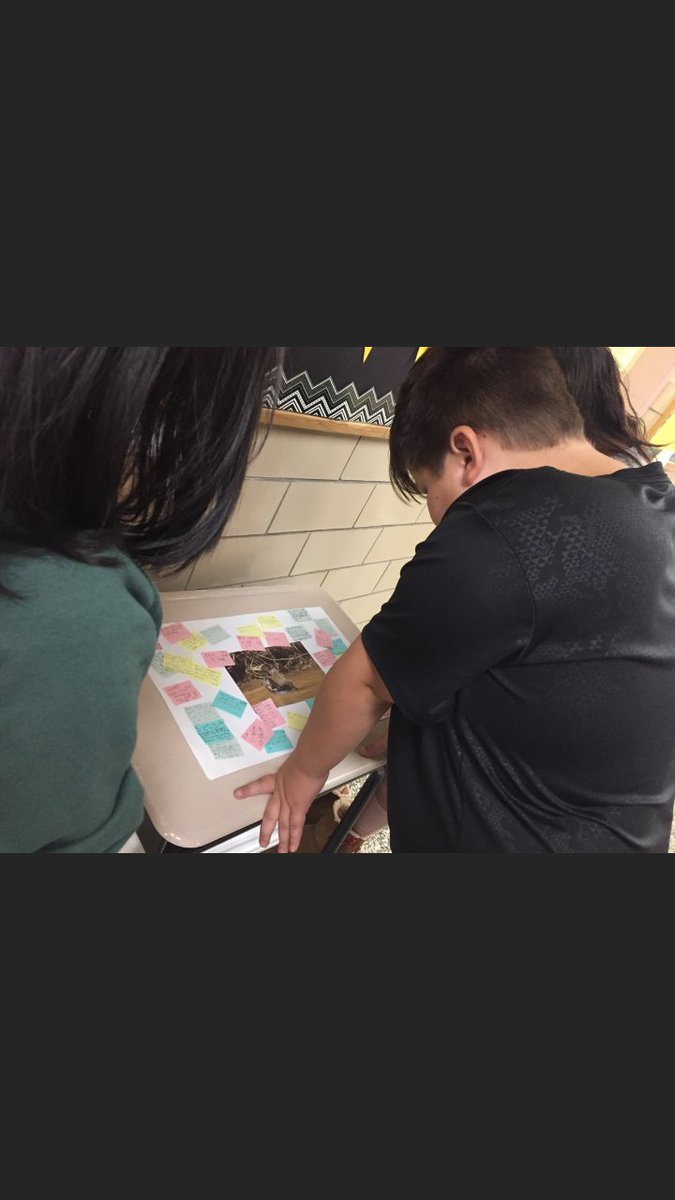 MsBarron112's tweet photo. Students in @msthompsonfifth class working on elaborating pictures with notes #checkpointunit2 #developingskilledwriters #VVlessonstudyvisit @MeganHaberkam https://t.co/Kx1PS9QZX0