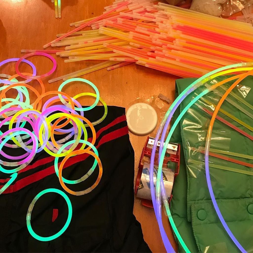 Camden_Leigh's tweet photo. Getting ready for the glow run 5k. 300 #glowsticks and counting. #glow5k #authorlife #authorslife #authorsofinstagram #romanceauthor #glowr⦠https://t.co/n5aZkFJ0Zy