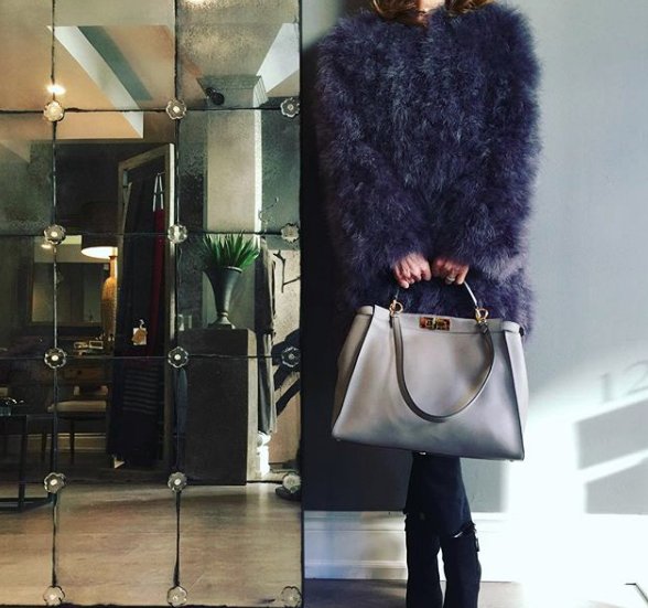 clementineslux's tweet photo. Feature Friday | Fendi Peekaboo, take 2 💥 #Fendi lovers take heed, as this one sold right away last time! #Newwithtags Grey with tortoiseshell detail💥 #style #luxury #fashion #luxurybag #italian #design #baglove #peekaboo #clementinesluxury #aconceptshop https://t.co/IBymu9U5Zg
