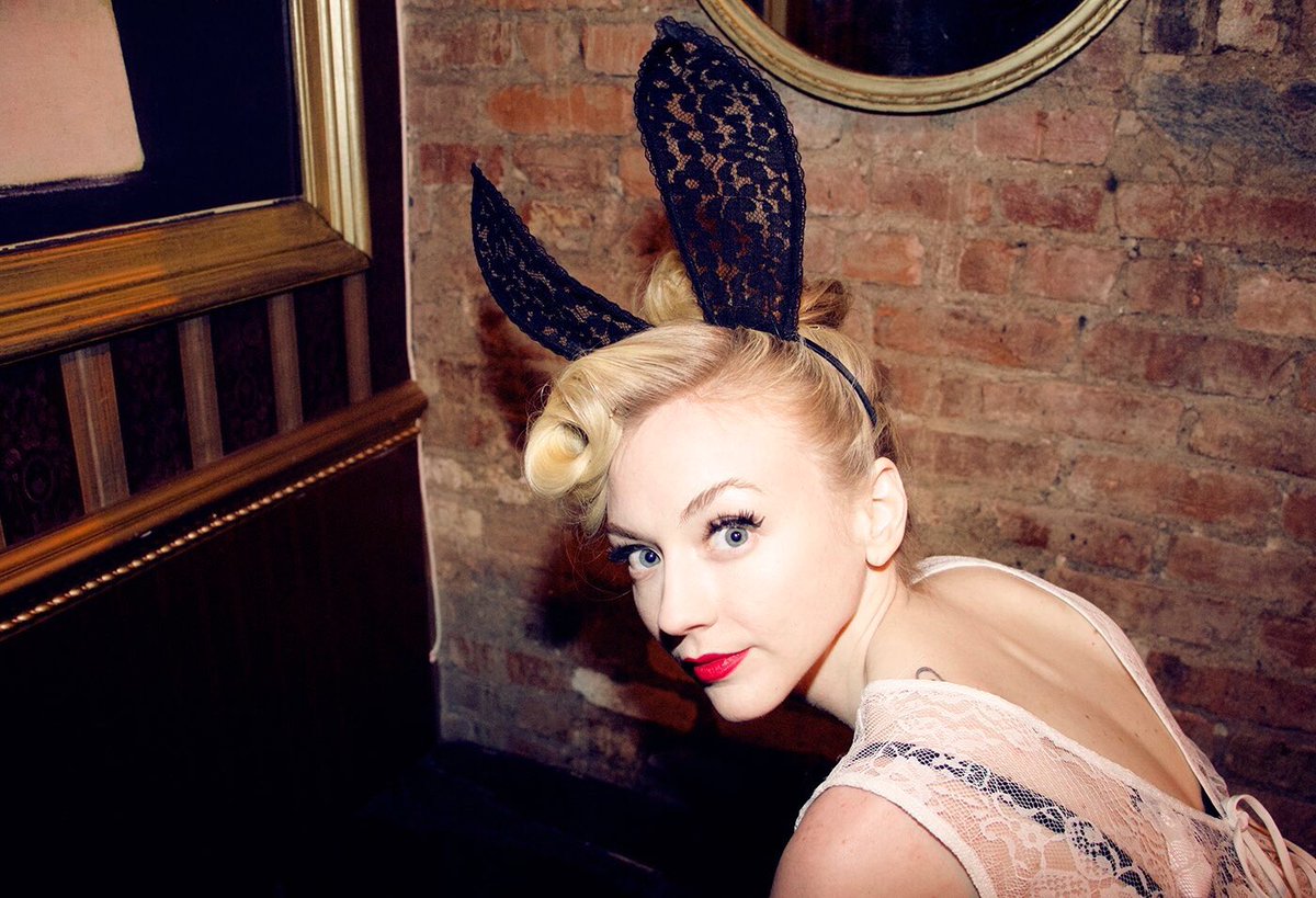 TheBrokenArcher's tweet image. Try and tell me that I’m not the luckiest damn man in the entire world. My wife is the sexiest and most beautifulest damn human to ever have walked this planet. You make me so happy baby, and I love you. ❤️❤️❤️😍😍😍😏😏😏