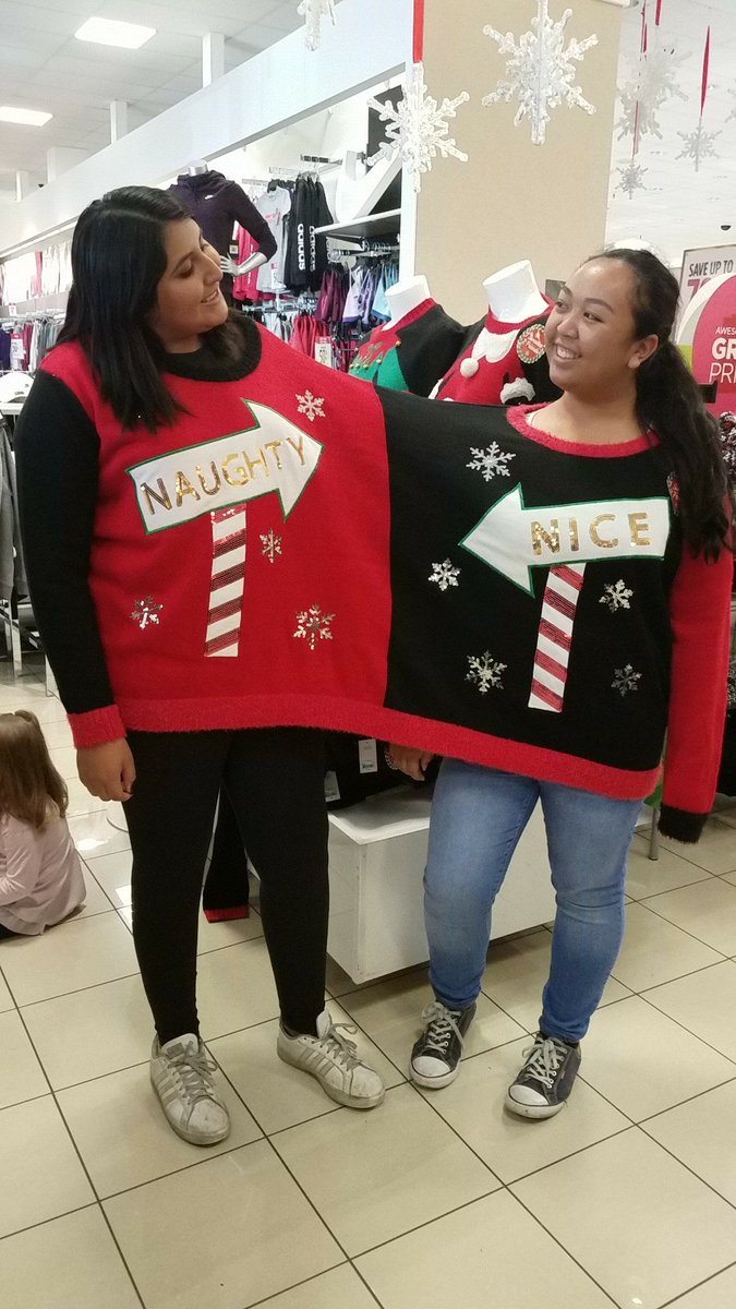mg_wafflehouse's tweet photo. #ThreeYearsLaterAnd We're still best friends even though we fight like everyday 💕 Love you @squiggly_lynn https://t.co/9Vv2ZBNW9x