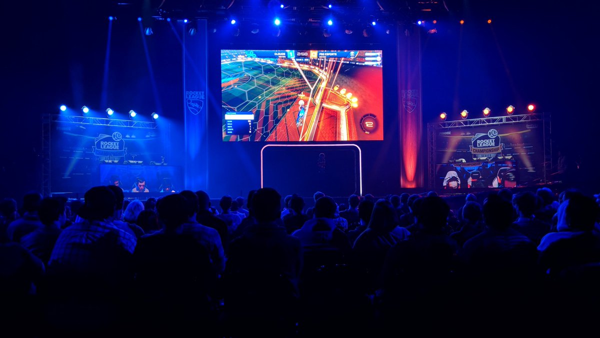 PsyonixStudios's tweet image. A fantastic first day of matches comes to a close. Who are you rooting for in the #RLCSWC this weekend?