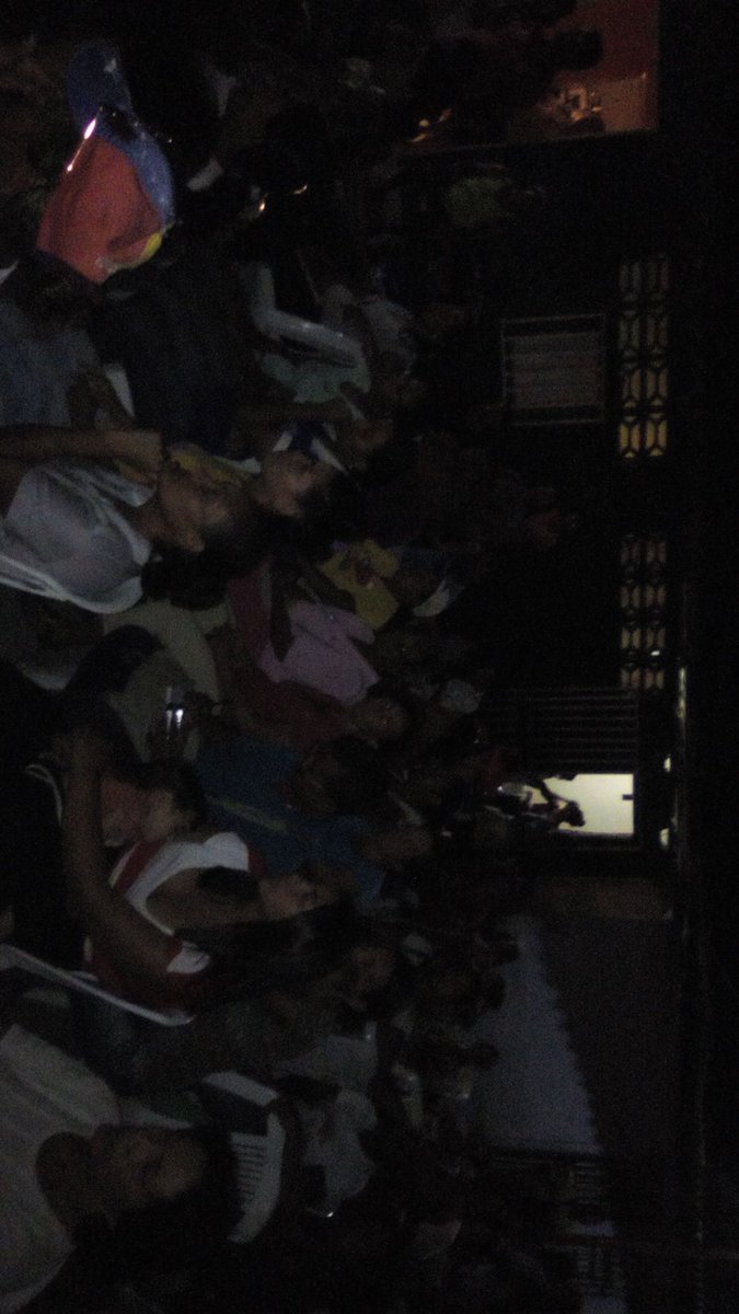 ErasmoJCG's tweet photo. Desde la Base de Misiones Socialista 27de noviembre #EnSucreGanaSifontes
@lossifontes @procusucre https://t.co/GdmFz5jwJl