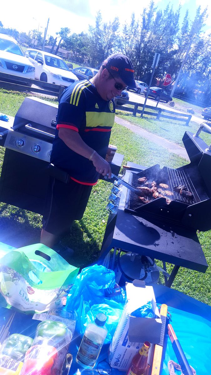 WestDade206's tweet photo. 206 team building... @YoankyH https://t.co/Fw3nDuND53