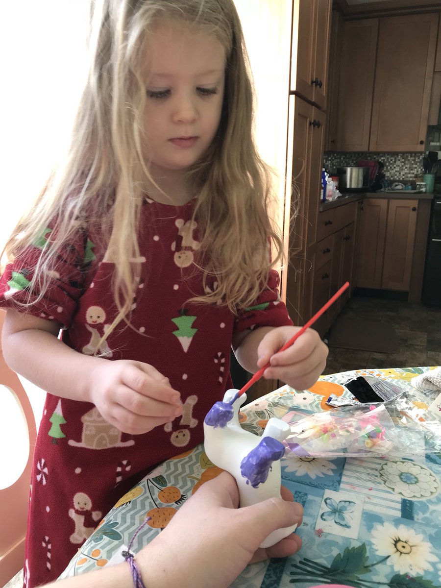 StormFrith's tweet photo. Painting fun https://t.co/lDcTct07ou