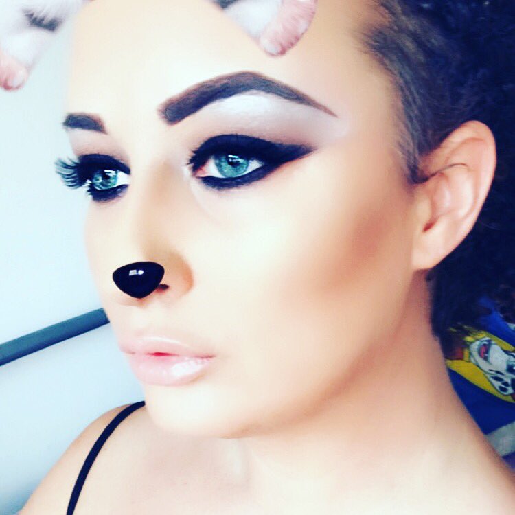 stacyann1982's tweet photo. Make up by me practice makes perfect 👌🏼👌🏼 https://t.co/yrIIknYEsJ