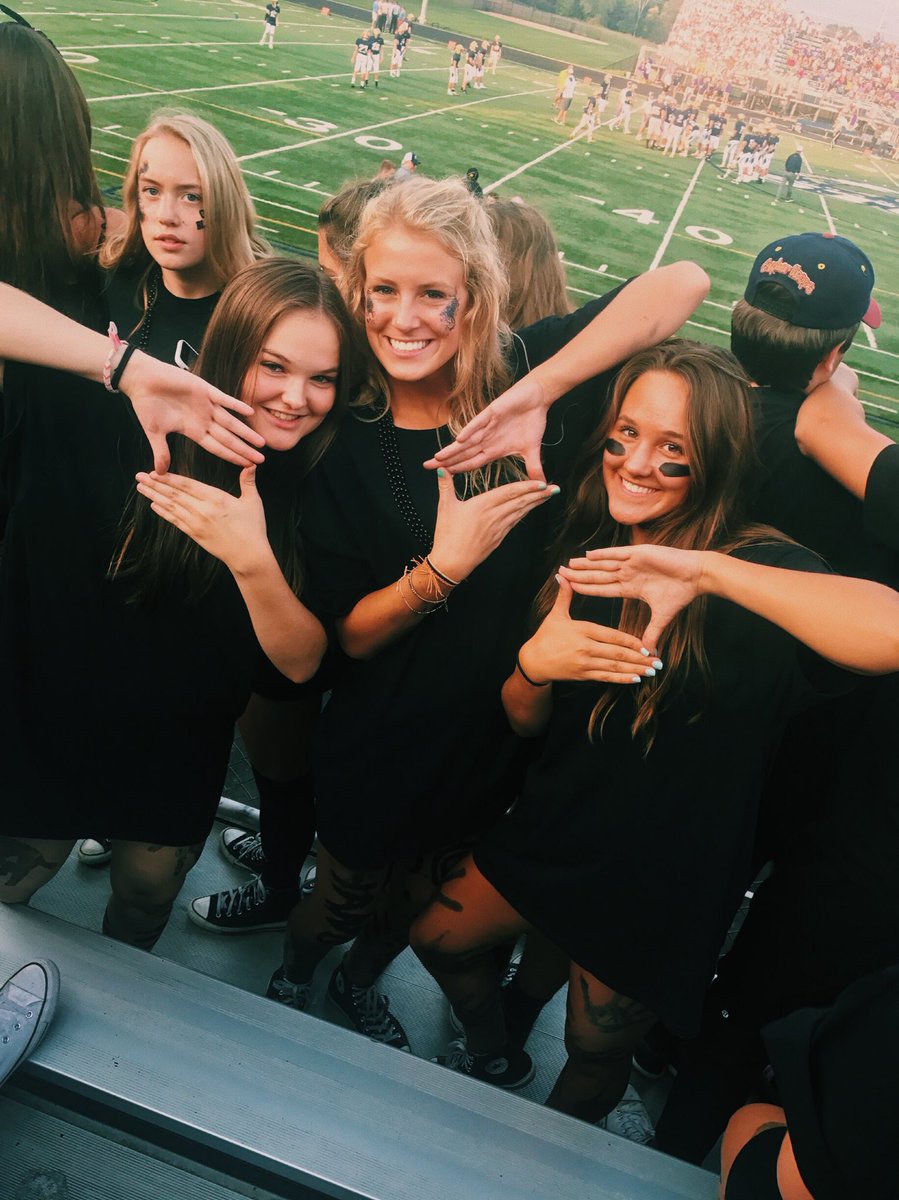 happy 18th <a href="/emmasilbernagel/">Emma</a>!!💕 glad we can procrastinate everything together, hope your day was the best love you👑💞💃🏽 #decagang #taylorswift