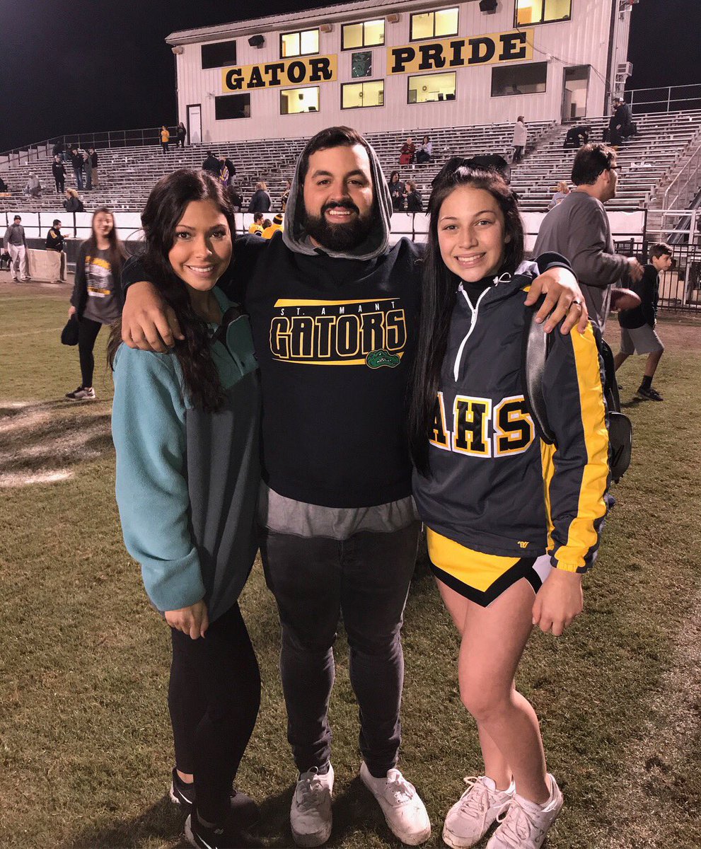 MariahAlexisW's tweet photo. DOUBLE OVERTIME, GATORS WITH THE WIN! #SecondRoundPlayoffs https://t.co/B0wtw61UEB