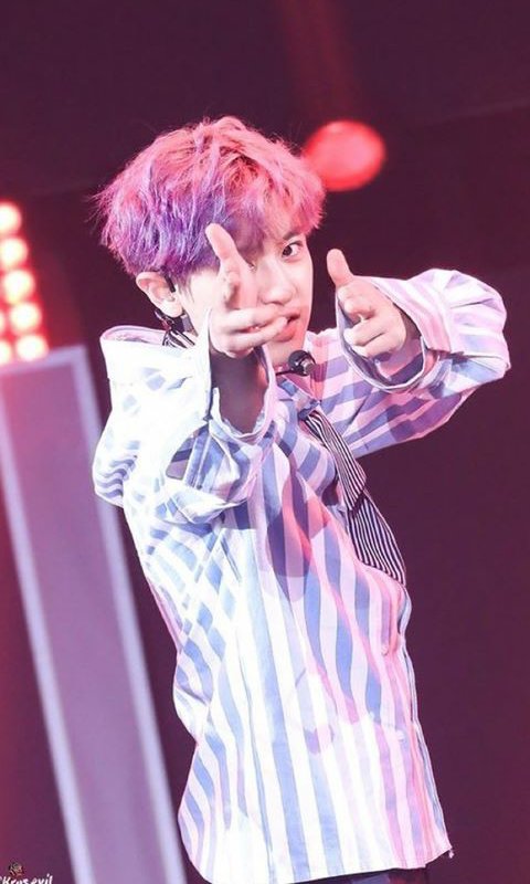 ra9ha29f's tweet photo. #엑소 #NOMINATEEXO #MTVEMA  @weareoneEXO #KoKoBop #TheWarEXO #POWER #EXO_POWER #EXOL_WeAreOne  #exo_oℓympics2018  #EXO_For_MAMA #Thank_U_Fair_MAMA #BAMA_EXO #Forever_in_MAMA #Kokobop #Power @weareoneEXO @MnetMAMA We want to hear  #Kokobop in #hitradio @weareoneEXO @HITRADIOMA https://t.co/6SlCuCh7b8