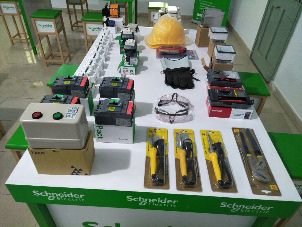 mrehantahir's tweet image. #Scheneider Thank you for gifting Pakistan a great technical lab