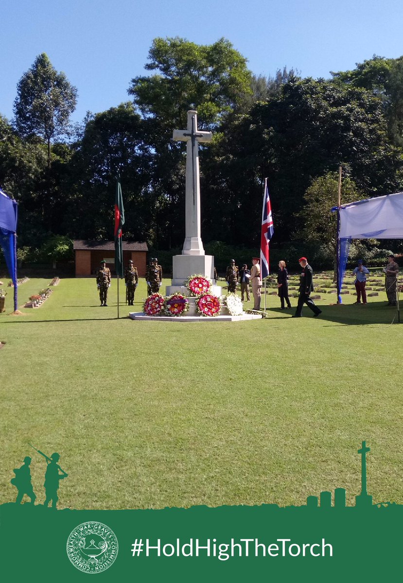 MbeMohd's tweet photo. #HoldHighTheTorch #ChittagongWarCemetery #RemembranceDay2017 @CWGC https://t.co/g6KLcqjFqF