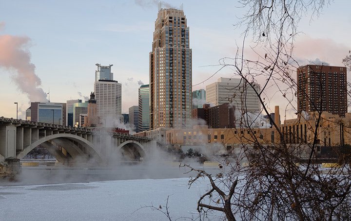 _cailinmae_'s tweet photo. no one will ever be able to convince me that minnesota isn’t the most gorgeous state in the winter; mn is meant for snow😍❄️❄️ https://t.co/N65BXdSMge