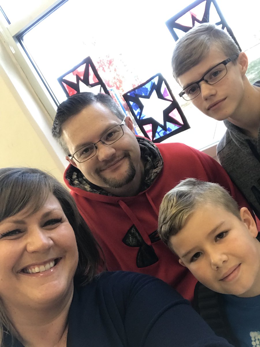 Thankful for this veteran and all the brave men and women who serve(d) selflessly!! #RoosVeteransDay #VeteransDayBreakfast