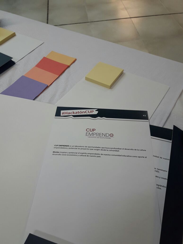 AgenciaIyE's tweet photo. #CUPEmprende
¡La Agencia se suma a la #HackatonCUP! @jomarponce fue jurado en la jornada de hoy 💡. https://t.co/2SNi34T3Nd