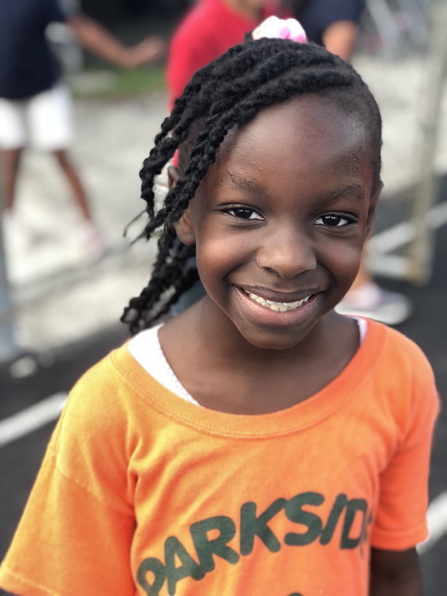 LaLovelyMaestra's tweet image. My #ClassyClass had such an amazing time at PSE’s Walk-a-thon! You know I love them a lot if I agree to run along with them. #ParksideProud