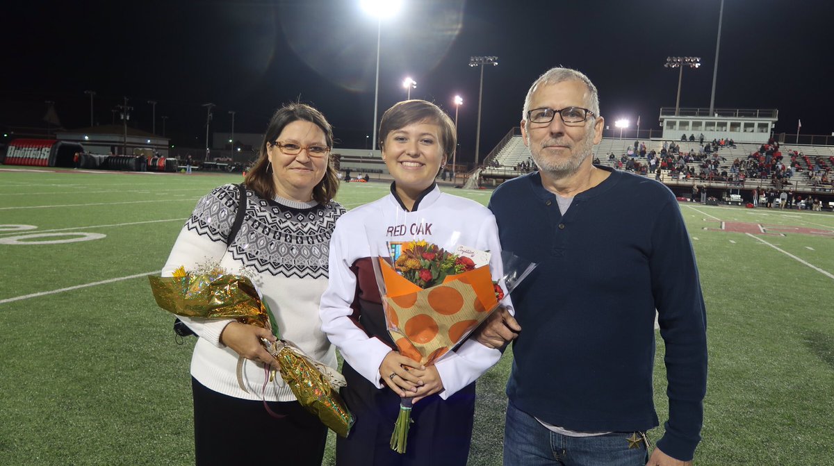 roisdathletics's tweet photo. It's #senior17 night at the @rohawksfootball game tonight!! We love our seniors! https://t.co/rI7aPgFabr